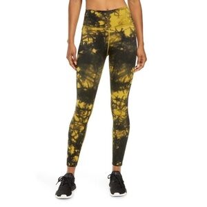 Good American seamless tie dye leggings size 7/8